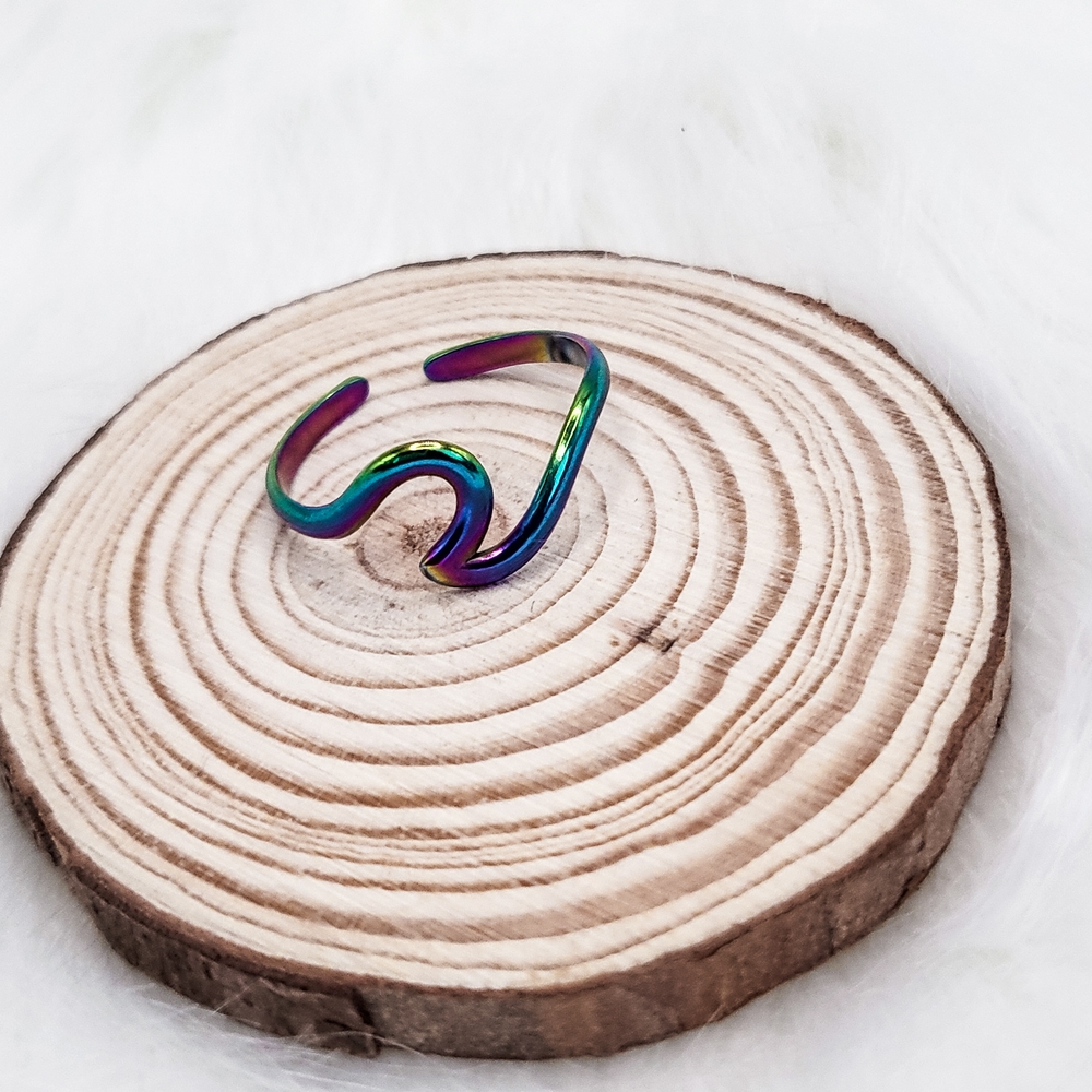 Colorful Twisted Wave Ring